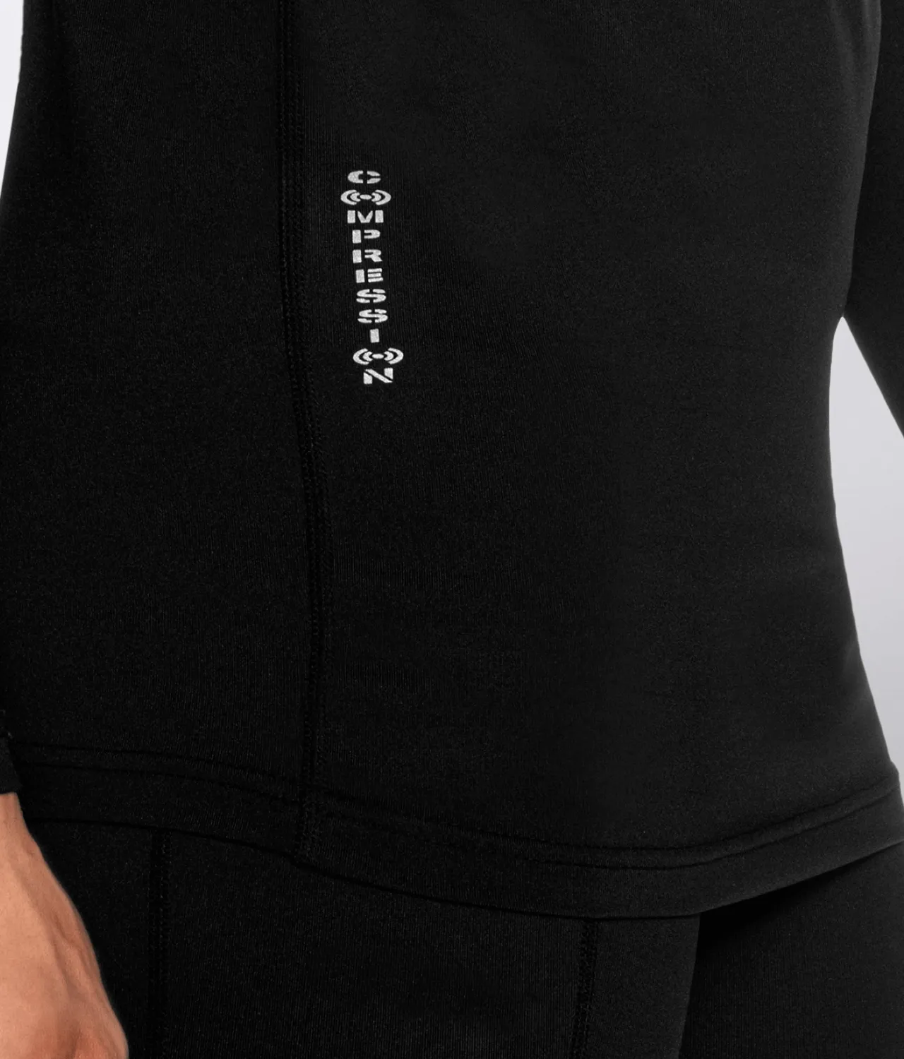 9600 . Compression Regular-Fit Shirt - Black