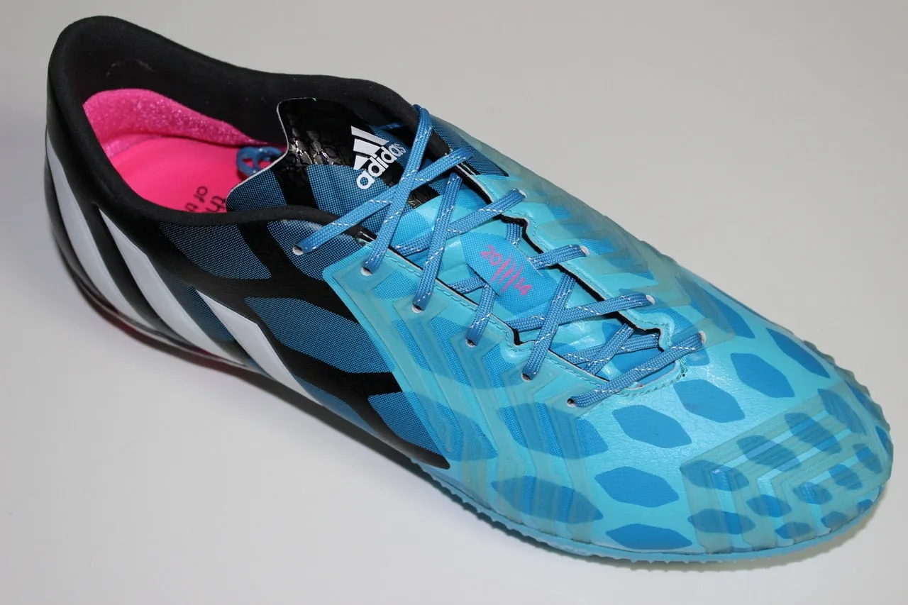 SR4U Laces Light Blue